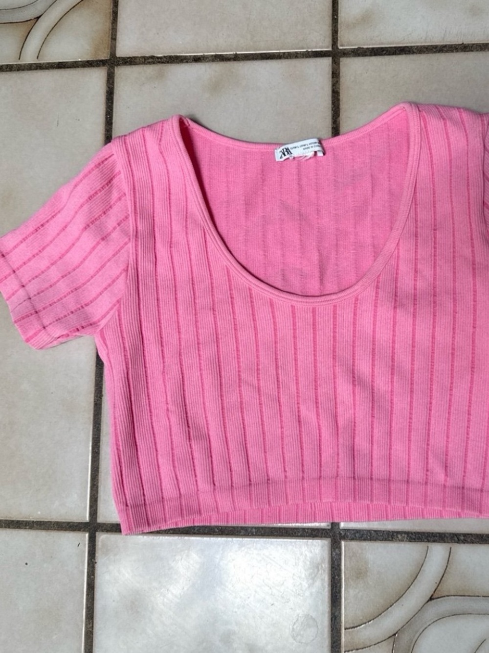 Brand New Zara SEAMLESS TOP Pink Size Large
